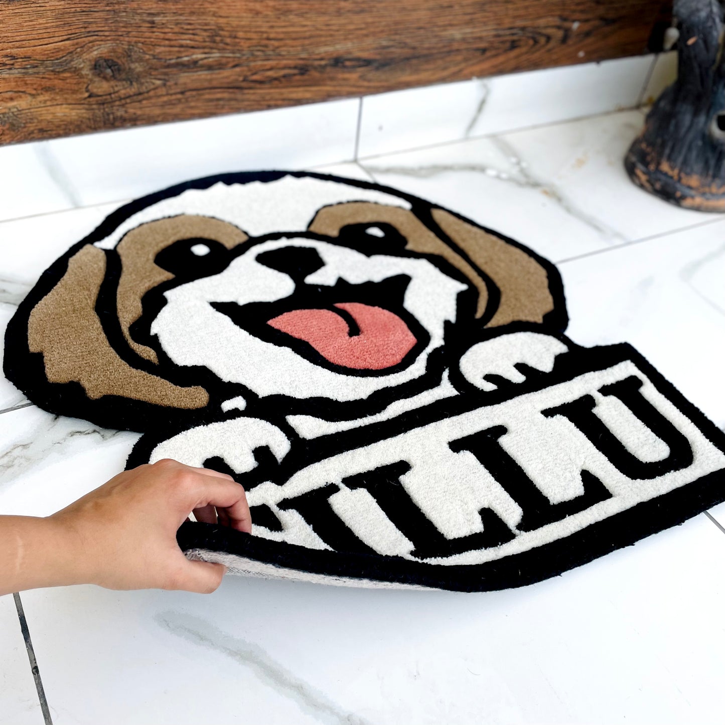 Shih Tzu Peeking Hand-Tufted Rug thickness reference