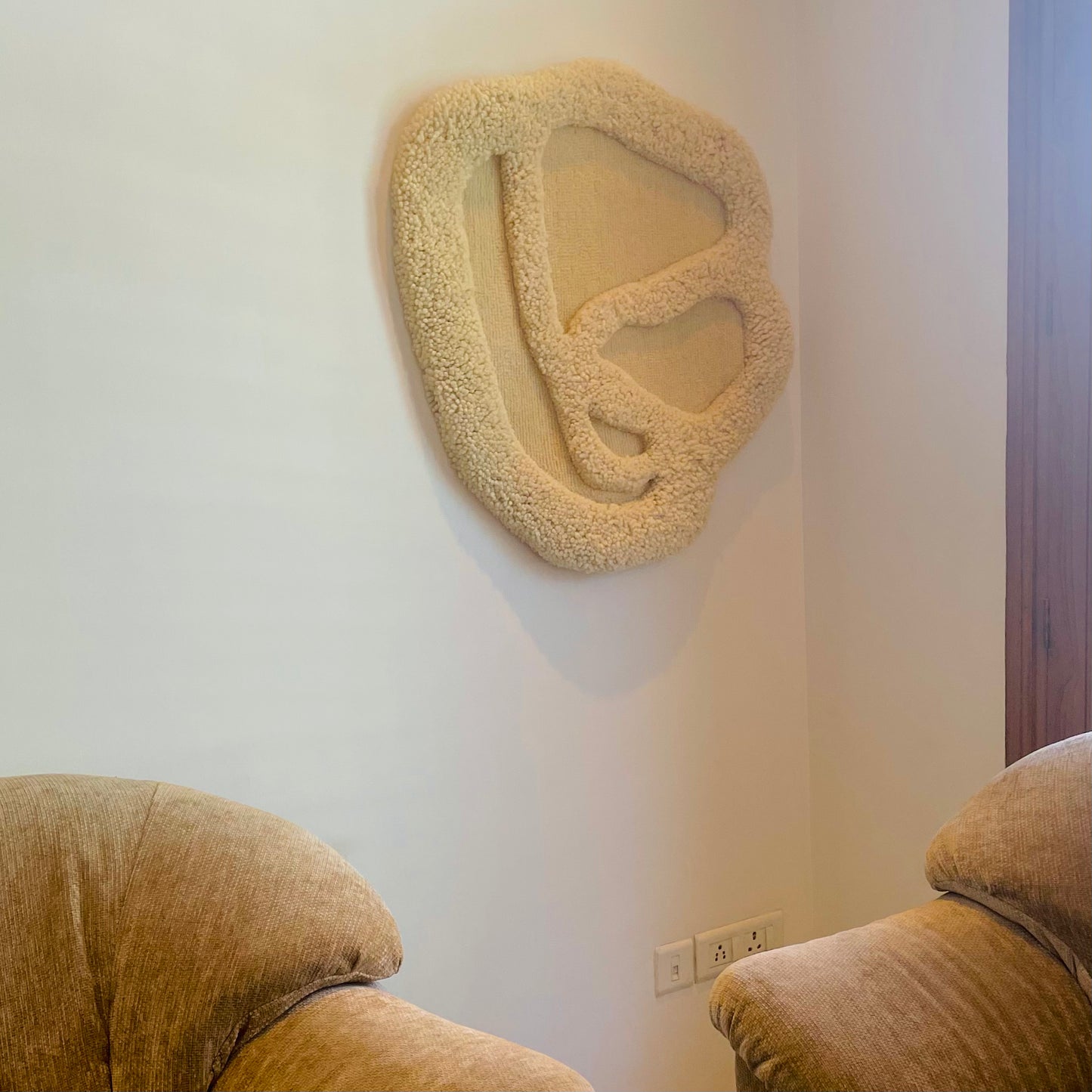 Louvre Éthéré Hand-Tufted Rug