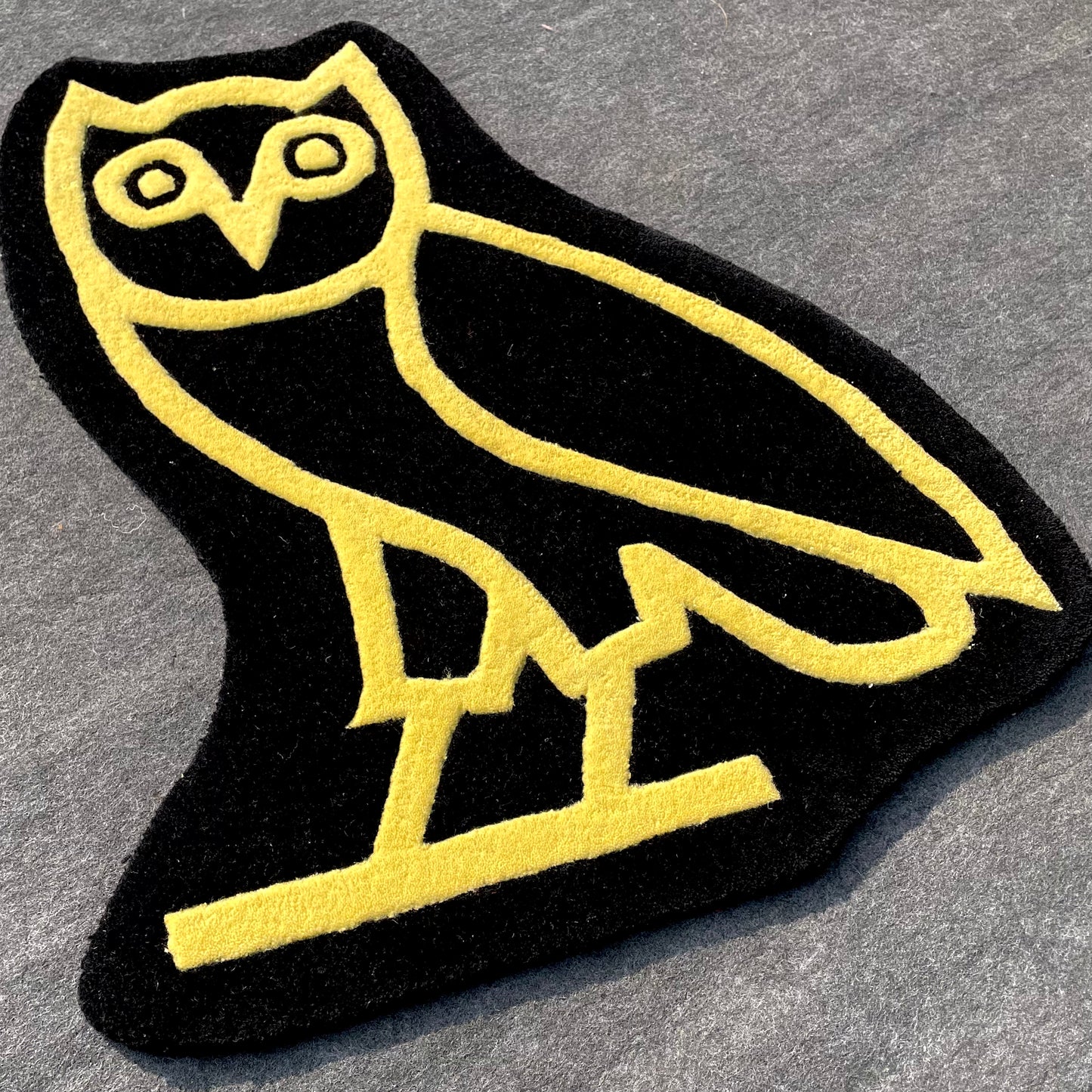 OVO Drake Hand-Tufted Rug low angle view
