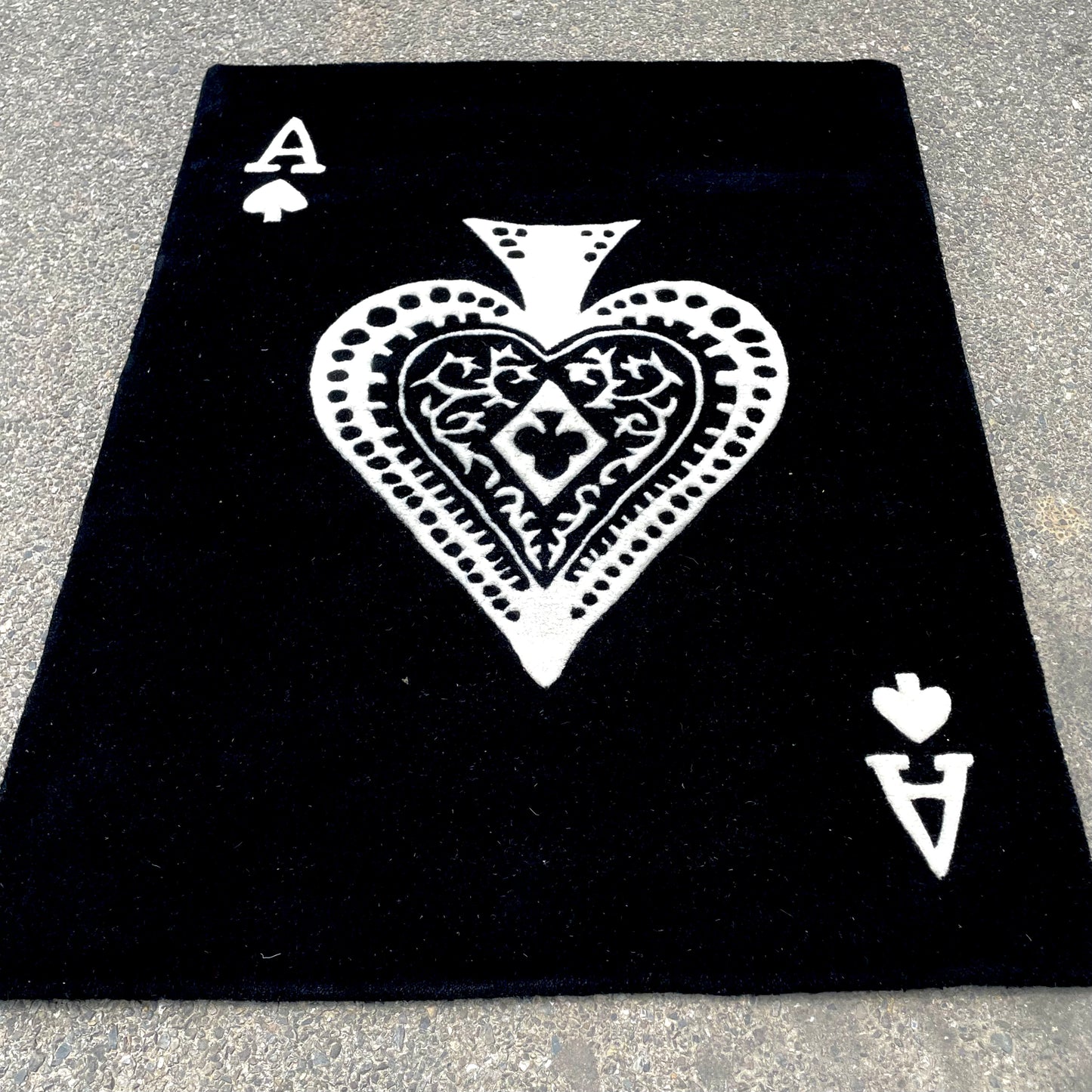 Ace Of Spades Hand-Tufted Rug low angle view