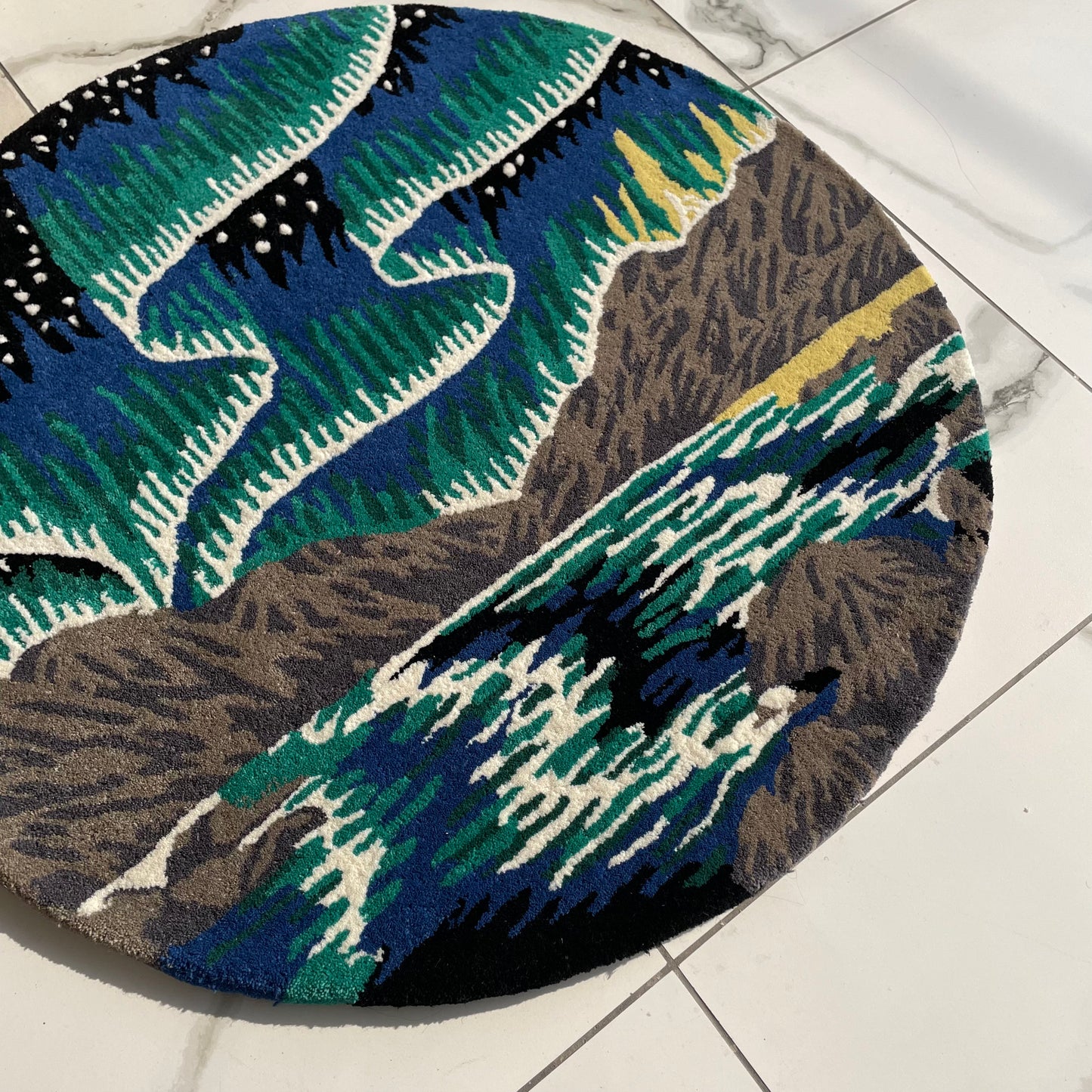 The Northern Lights (Aurora Borealis) Hand-Tufted Rug