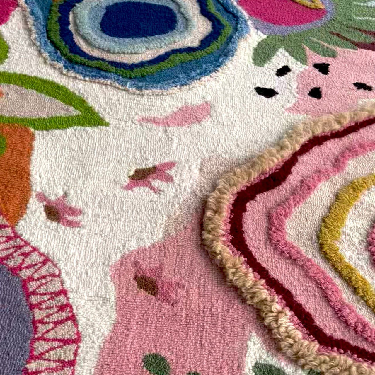 Solflora Living Area 3D Rug