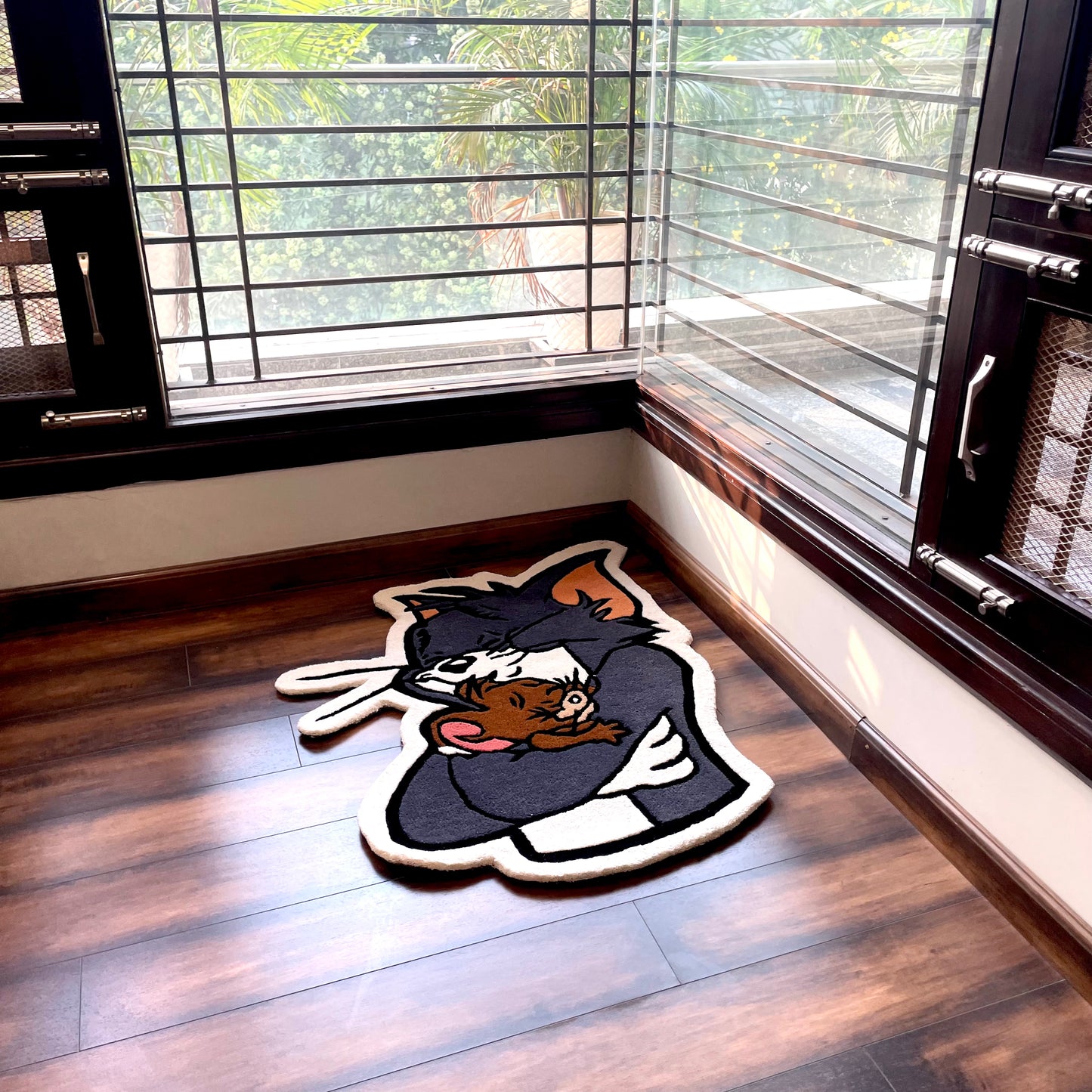 Tom Hugging Jerry Hand-Tufted Rug