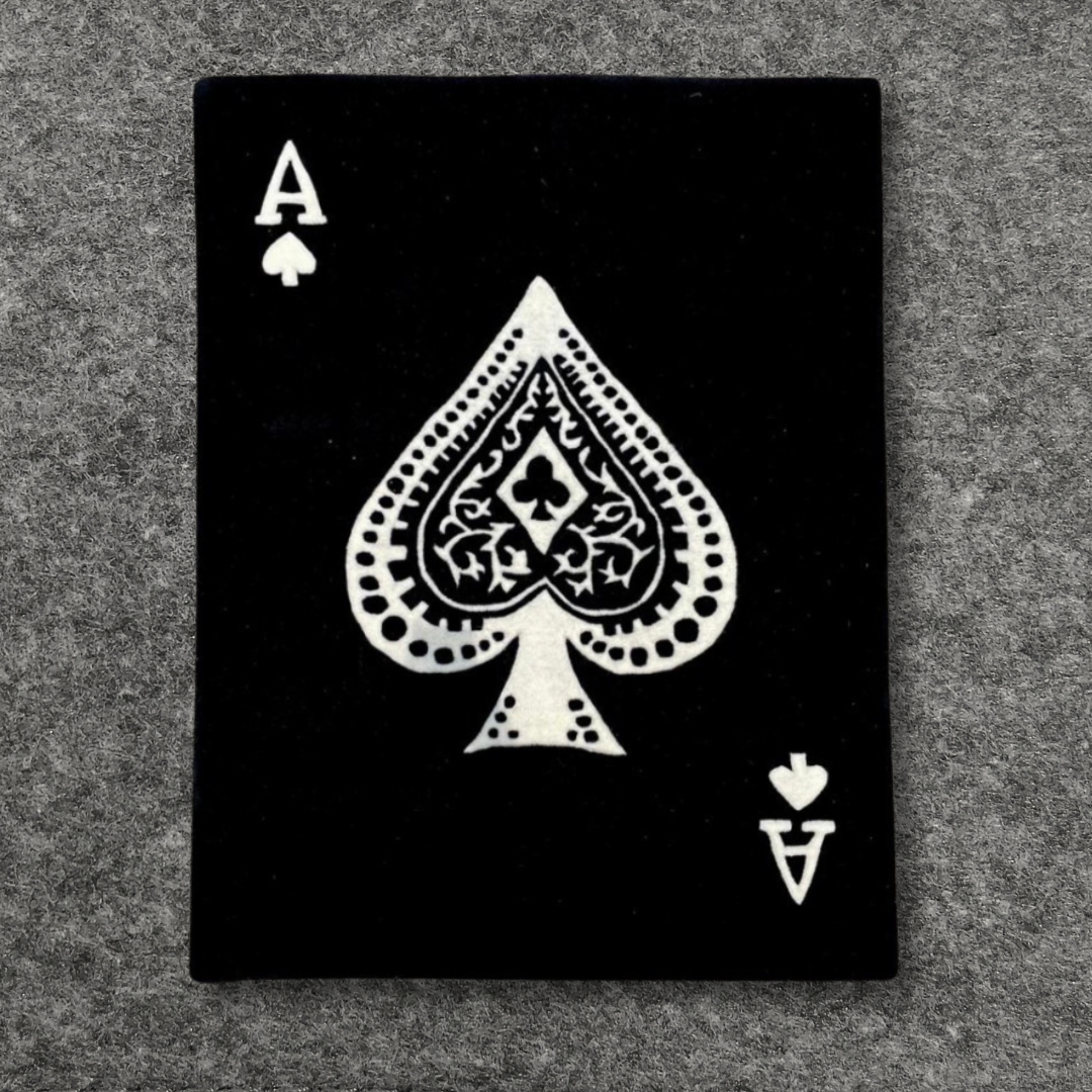 Ace Of Spades Hand-Tufted Rug
