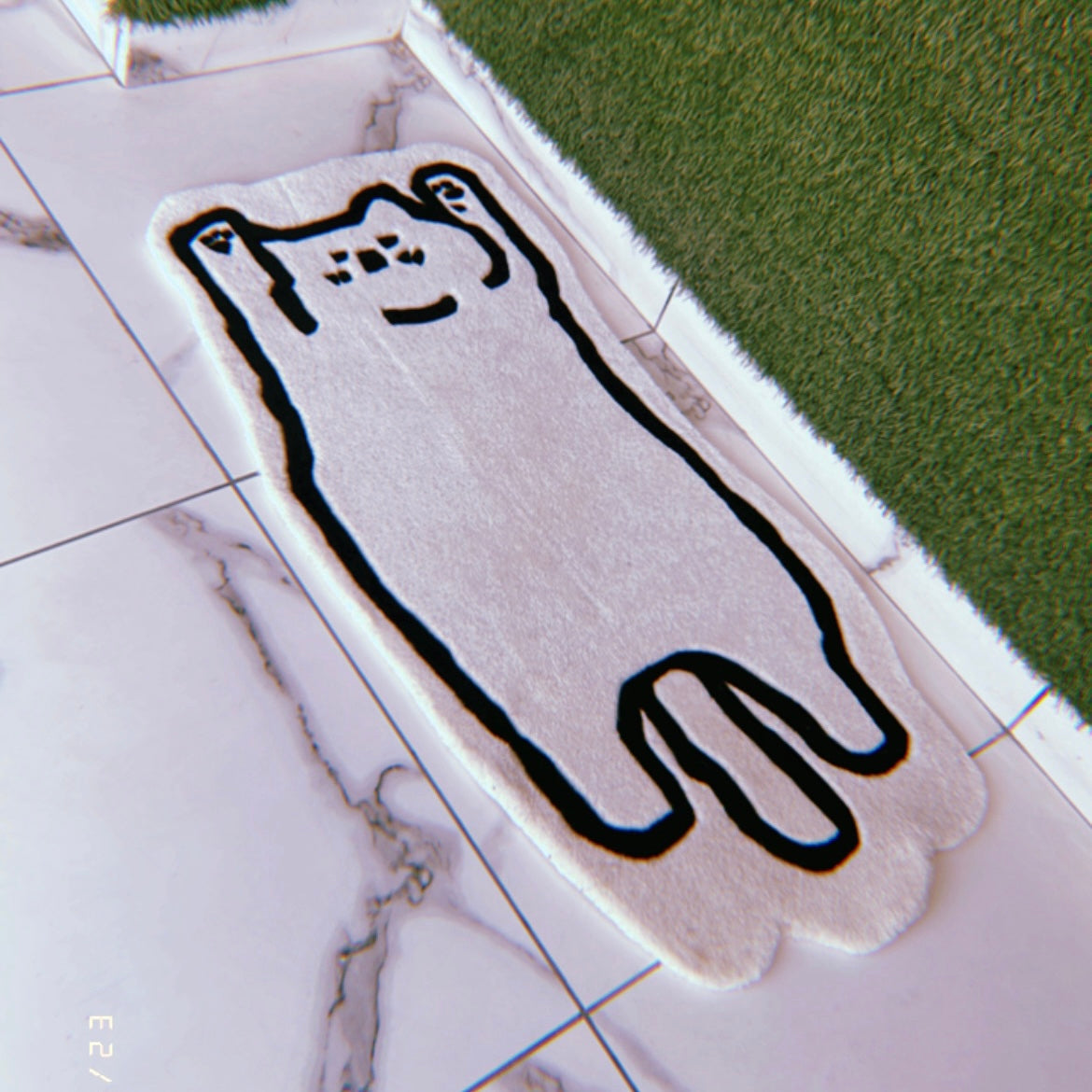Lazy Cat by My Side Hand-Tufted Rug