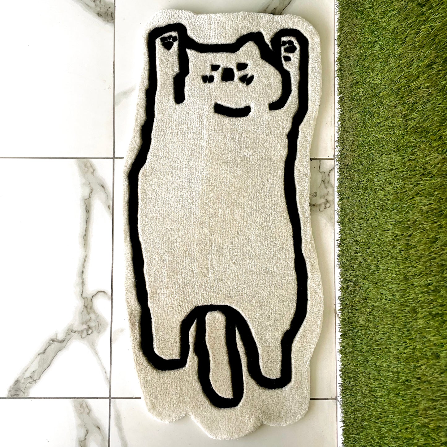 Lazy Cat by My Side Hand-Tufted Rug