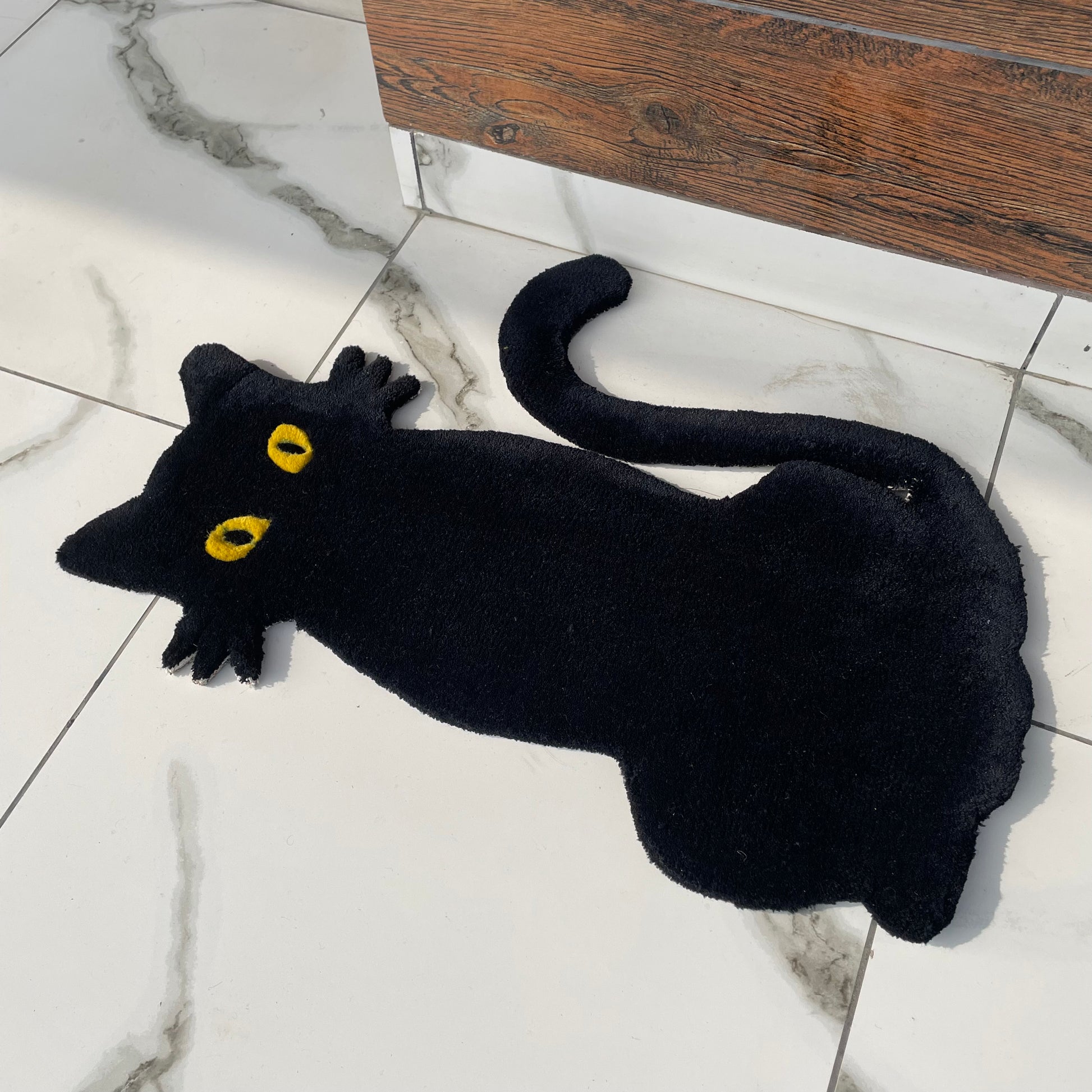 Scaring Cat Rug Black Cat Chilling Hand-Tufted Rug – Carpet Diem