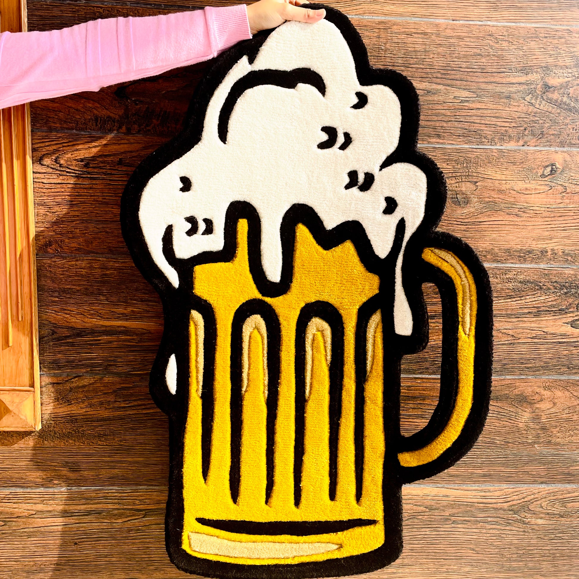 Beer Mug Hand-Tufted Rug – Carpet Diem