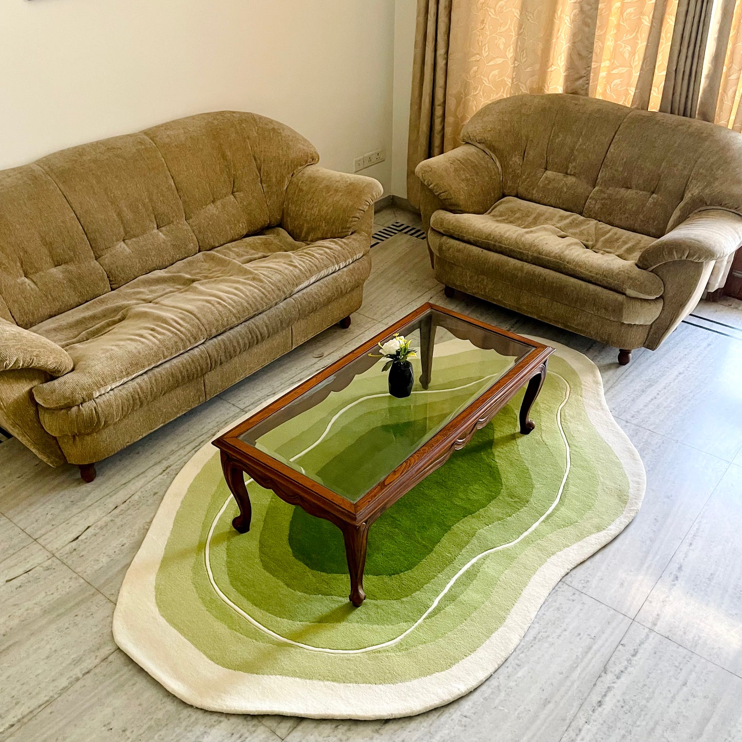 Mystic Lagoon Hand-Tufted Rug