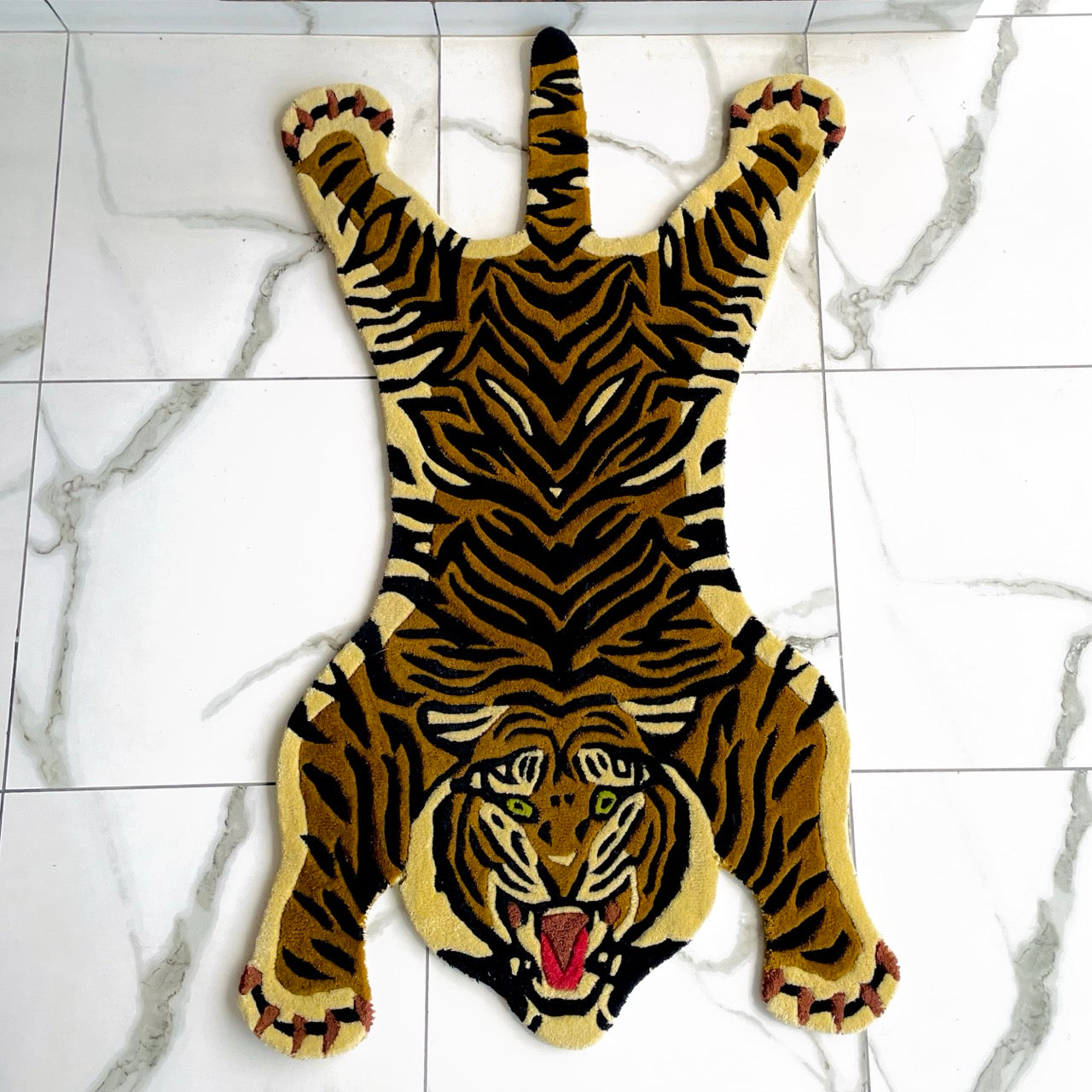 Tibetan Tiger Hand-Tufted Rug – Carpet Diem