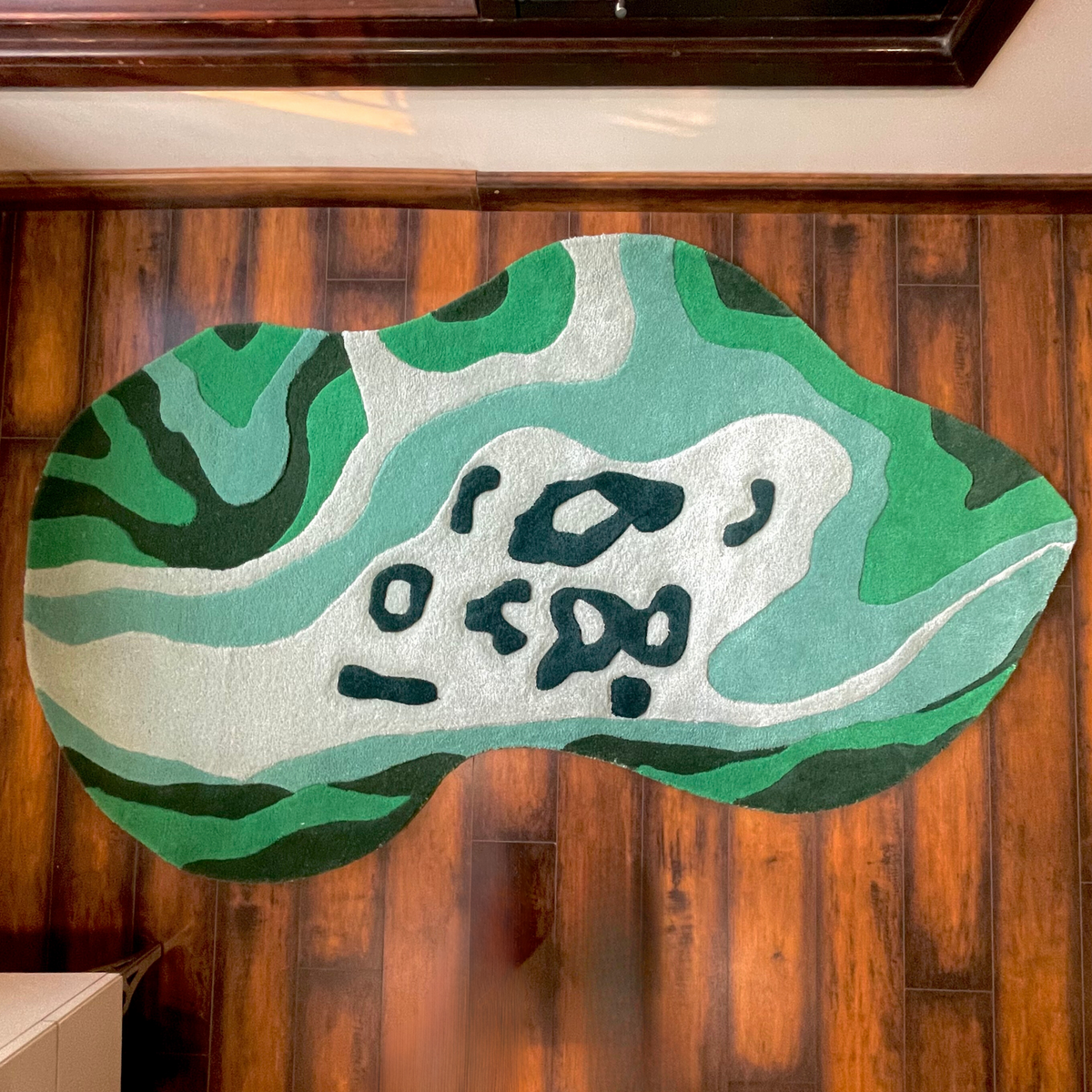 Lush Green Living Area Abstract Rug